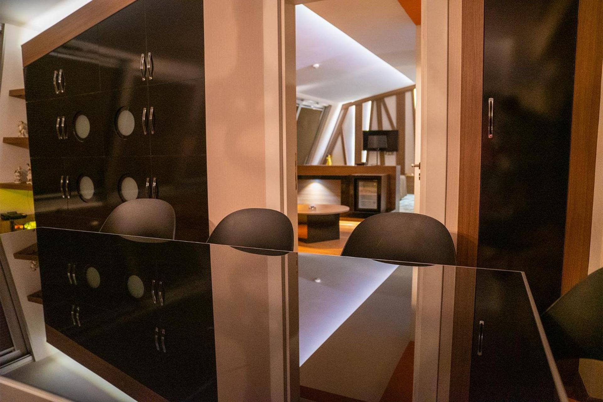 Sam Royal Hotel Eskisehir Bagian luar foto