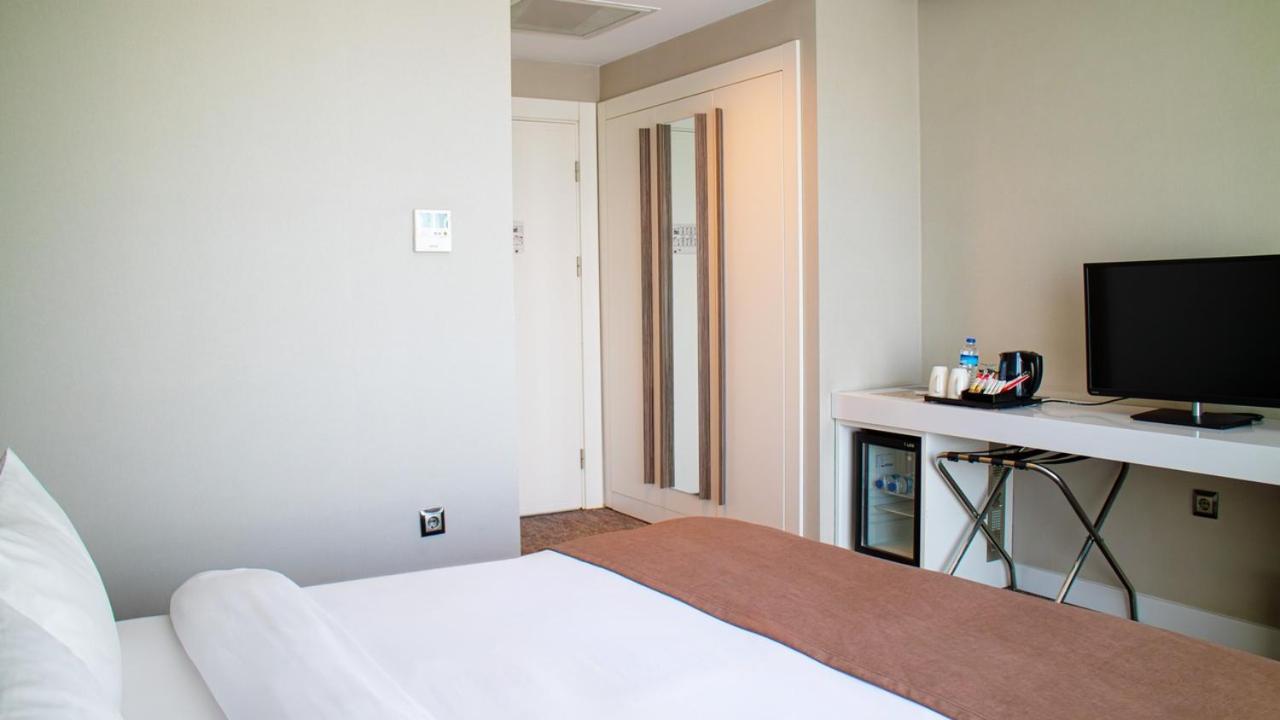 Sam Royal Hotel Eskisehir Bagian luar foto