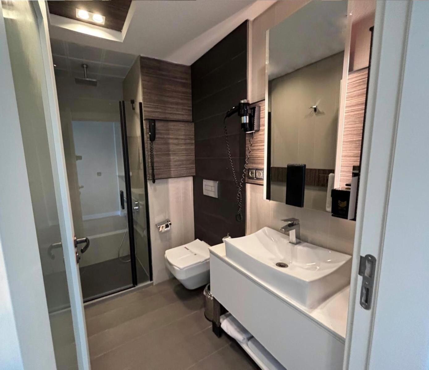 Sam Royal Hotel Eskisehir Bagian luar foto