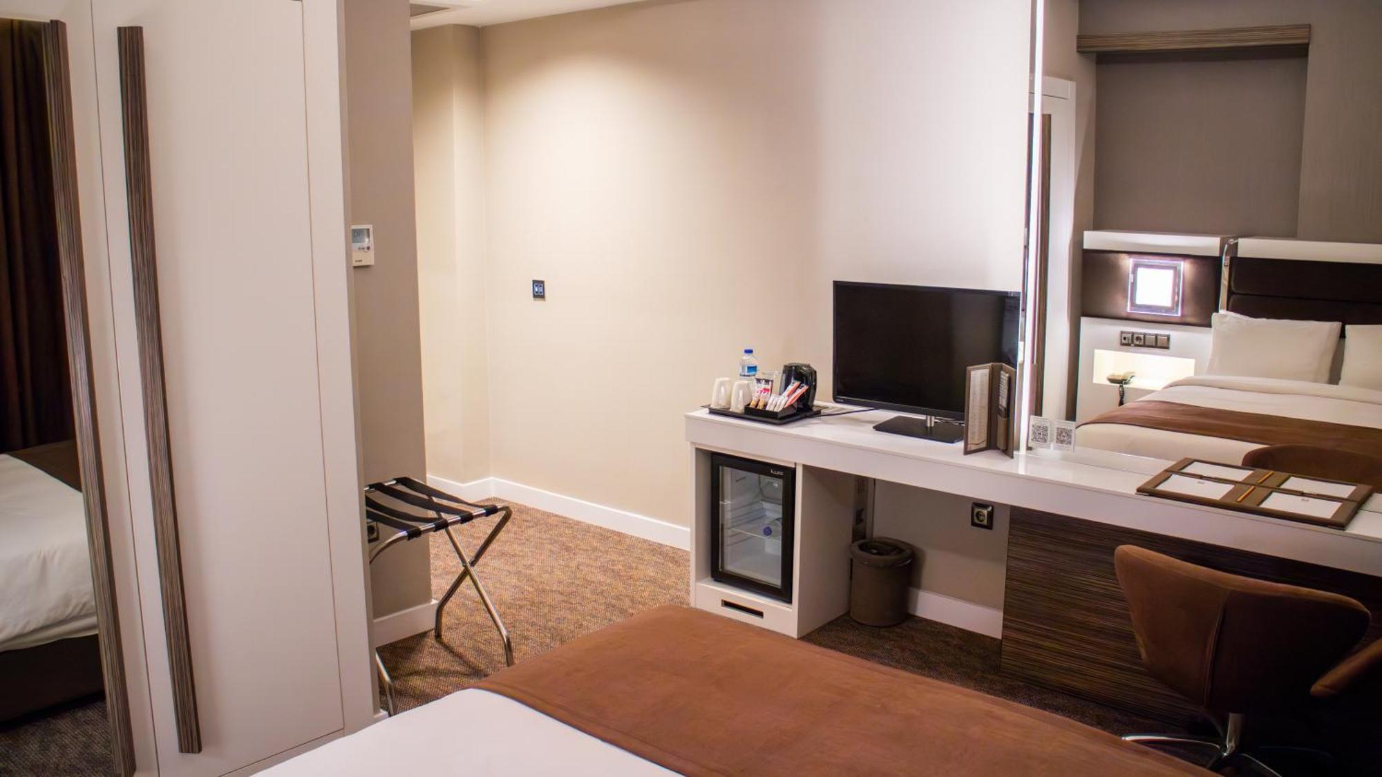 Sam Royal Hotel Eskisehir Bagian luar foto